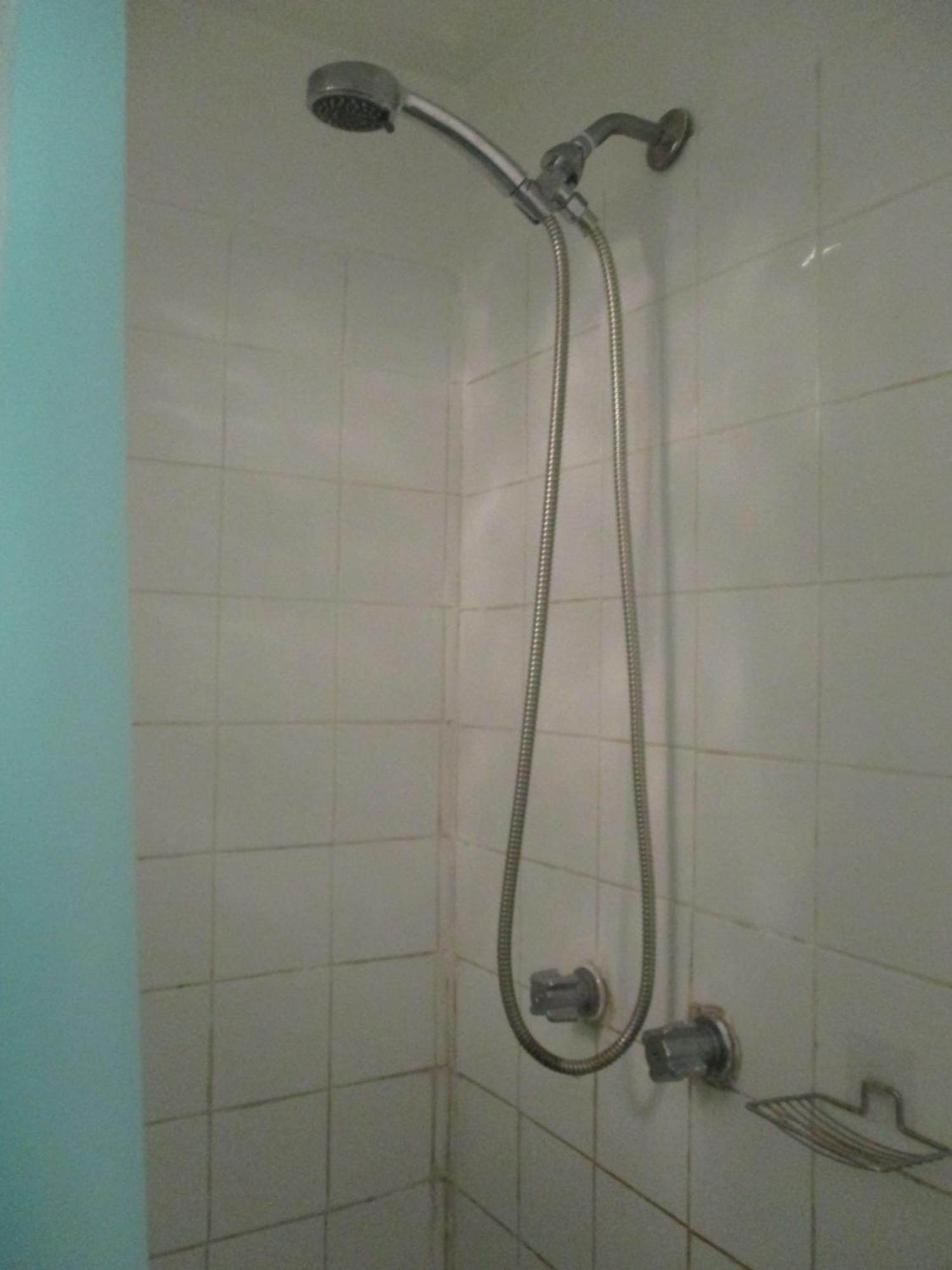 High Park Single Room With Personal Washroom And Kitchen Toronto Zewnętrze zdjęcie